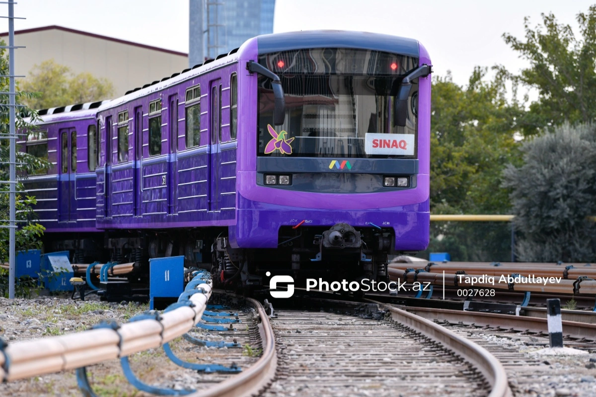 Bakı metrosu ilə bağlı YENİLİK: Yeddi vaqonluq qatarlar xəttə buraxılacaq - FOTO